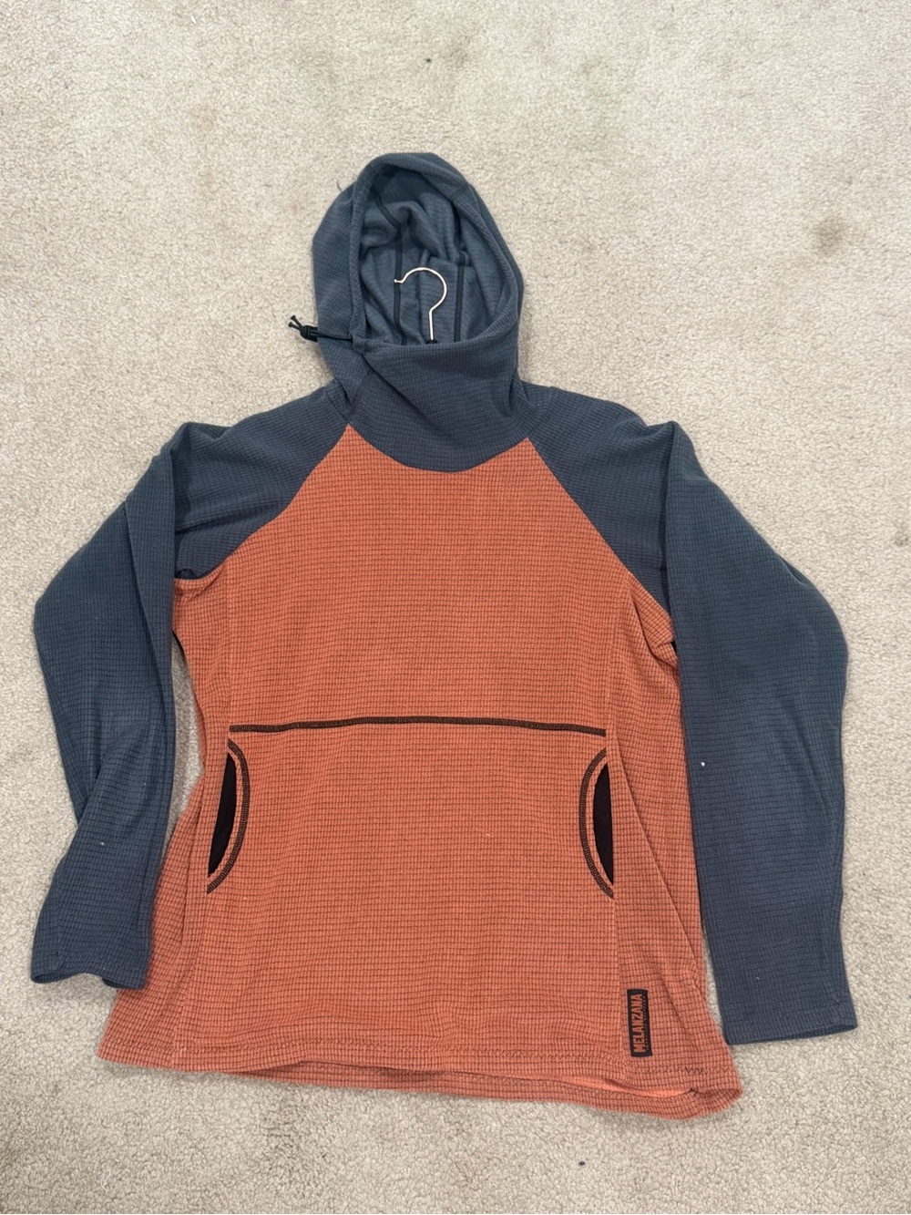 Melanzana Two-Tone Waffle Hooded Pullover - Rust & Charcoal Womens Large